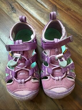 Keen SeaCamp II Water Closed-Toe Sandals in Purple.